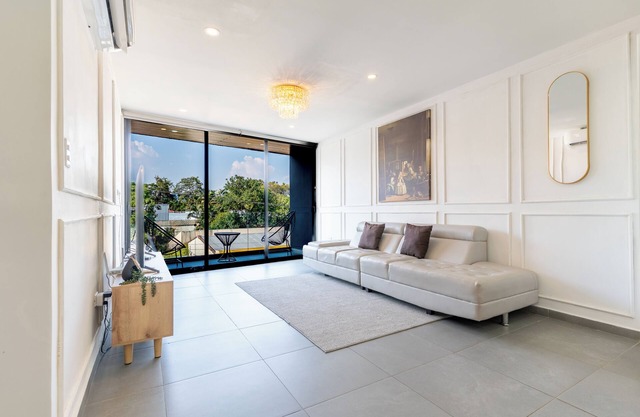 Luxury apartment @ galerias
