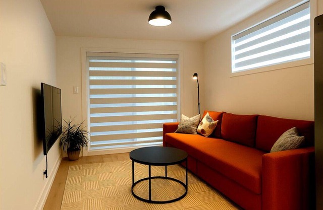 Luxury Apartment in Brossard Near Panama REM
