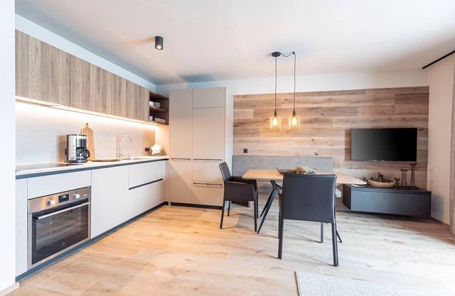 Luxury apartment with sauna, ski lift within walking distance