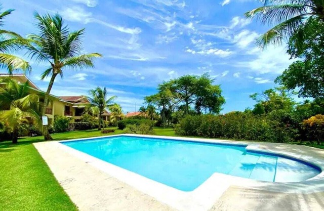 Luxury apto 3 rooms + pool+ campo de golf , at Cocotal Golf & Country Club