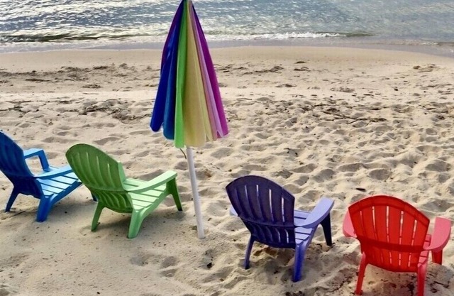 Luxury Beach House, Sandy Beach, Family Friendly, Spacious
