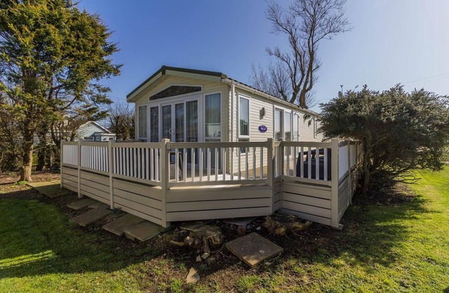Luxury caravan nearby the beautiful Scratby beach in Norfolk ref 50001A