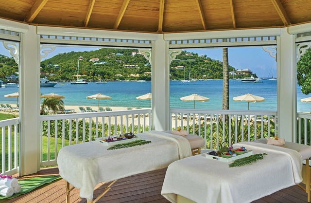 LUXURY CARIBBEAN PERFECTION BEACHFRONT CRUZ BAY RESORT + AMENITIES, 2BR VILLA