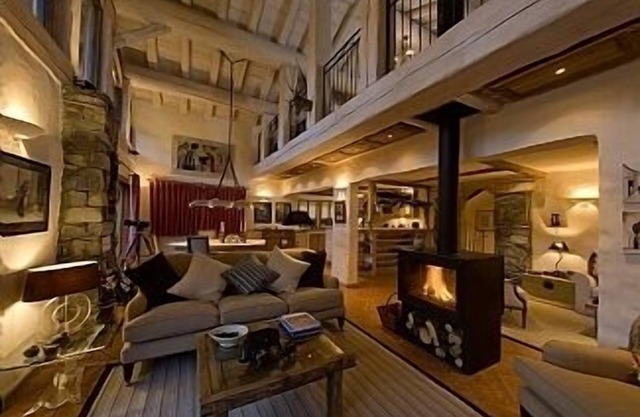 Luxury chalet In Le Miroir (Ste Foy Tarentaise), Rhone Alpes, France