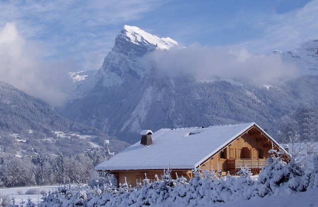 Luxury Chalet with Hot Tube - Samoens