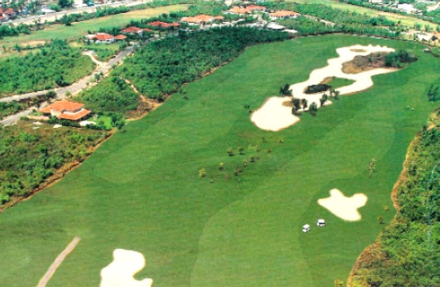 Luxury colonial Golf Villa