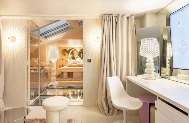 Luxury Designer 215 sq.m Central Paris Apartment