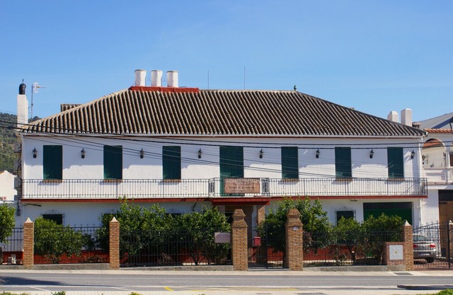 Luxury double room, king-size bed, Talará center (Lecrin), WIFI, swimming pool