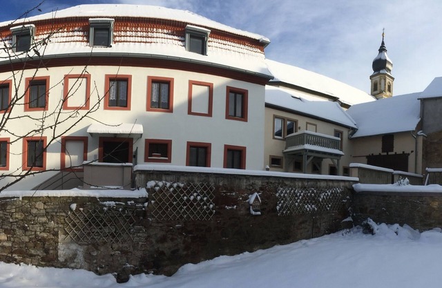 Luxury family apartment in a city location and close to nature