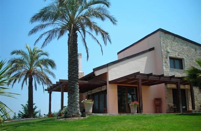 luxury holidays sani chalkidiki villa