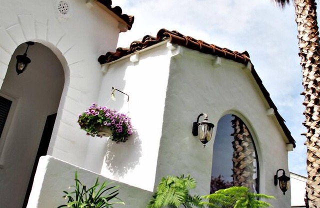 Luxury Home In a Family Friendly Location With Private Garden