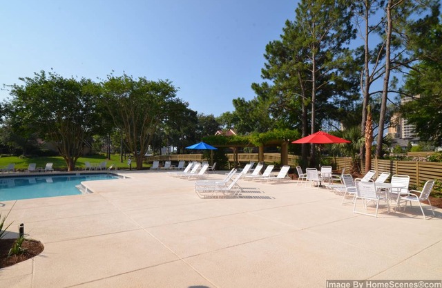Luxury Lakefront Living with Golf Cart