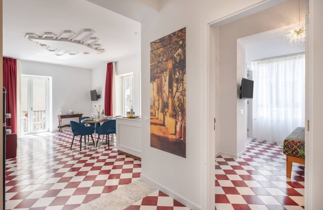Luxury New Sorrento Home with Terrace - Sleeps 12