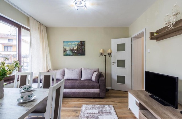 Luxury new three bedroom apartment