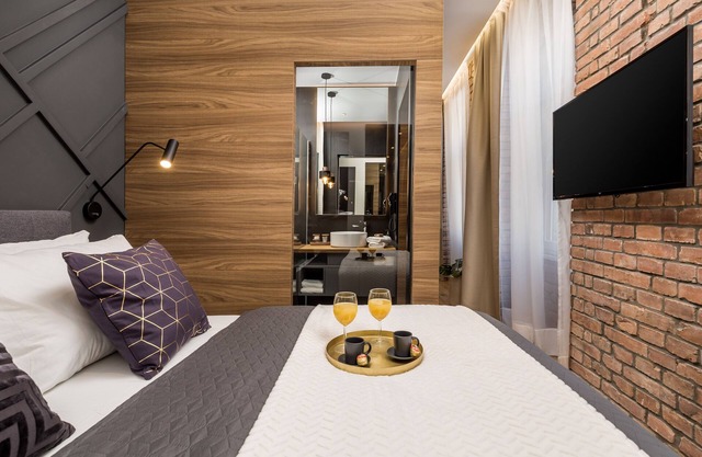 Luxury Number 1 Apartments
