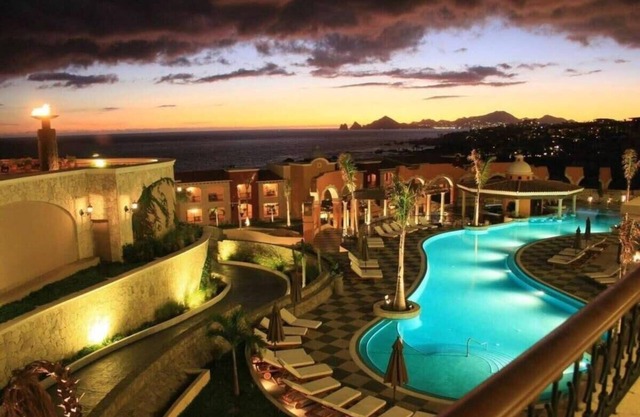 LUXURY OCEAN FRONT VILLA Cabo