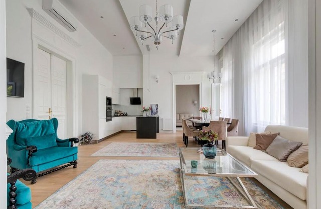 Luxury Park Apartment