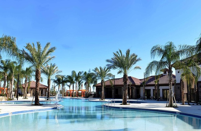 Luxury Pool Home - Resort - Be delighted