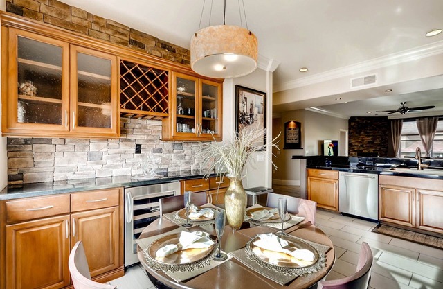LUXURY RESORT CONDO IN GRAYHAWK NORTH SCOTTSDALE