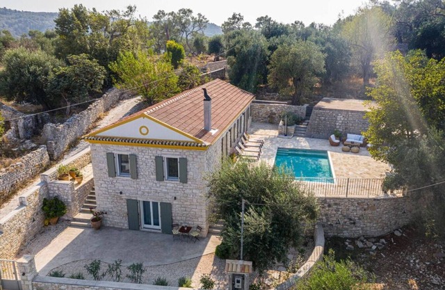 Luxury Retreat w/Pool Near Lakka Village