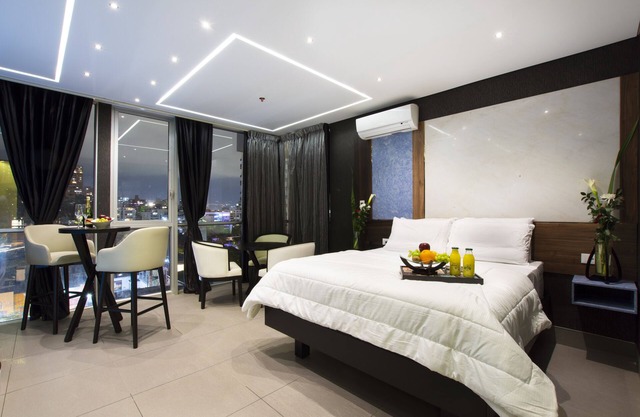 Luxury Room with Jacuzzi