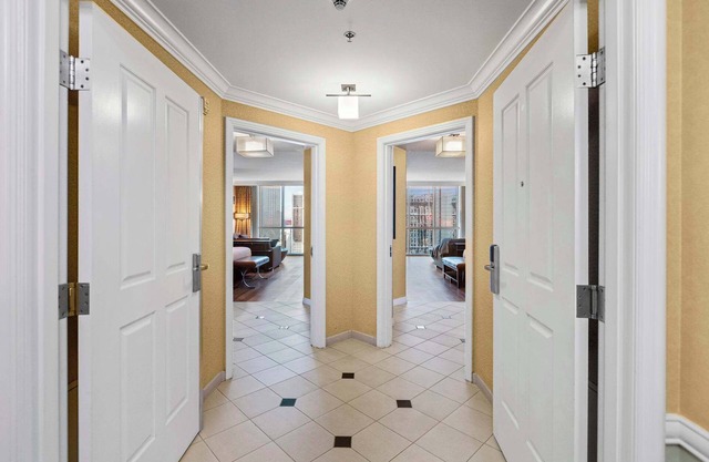 Luxury StripView 2-King Suites+No Resort Fee+Pool