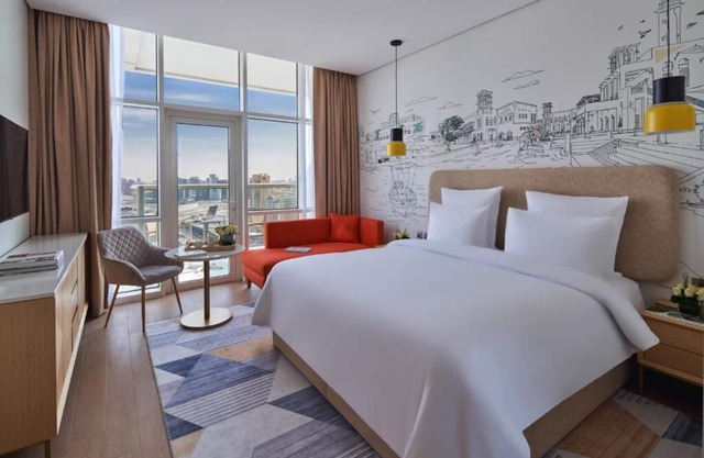 Luxury Studio Apartment Near the Community JVT