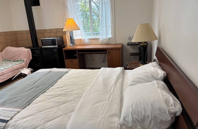 Luxury Suite in Los Gatos Mountain and Forest