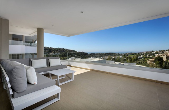 Luxury Three Bedroom Apartment in Reserva de Alcuzcuz