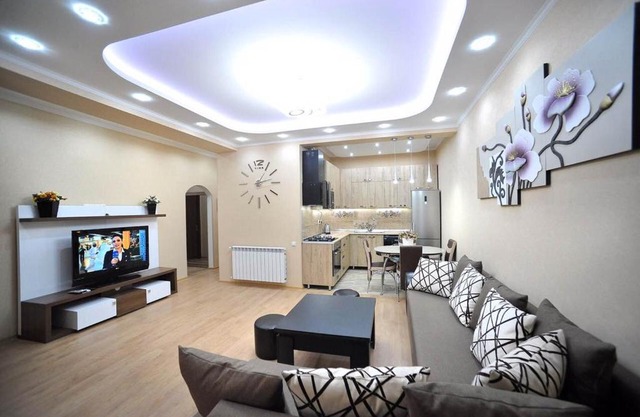 Luxury Three Bedroom Apartment