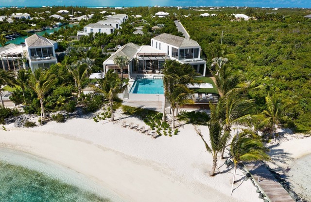 Luxury vacation rental in Turks and Caicos