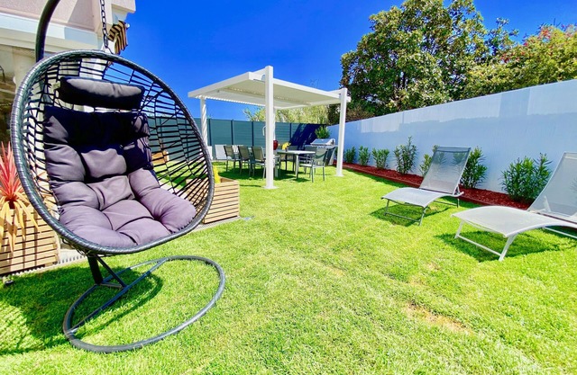 Luxury vacation apartment by the sea!