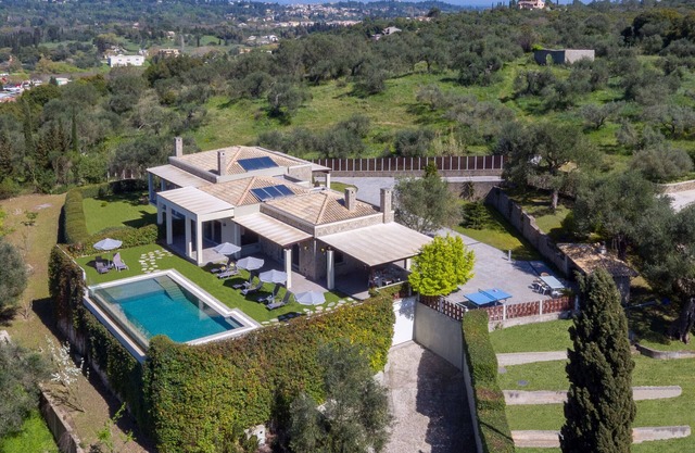 Luxury Villa Helanes