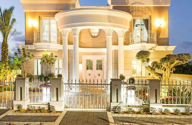 Luxury villa in Caesarea