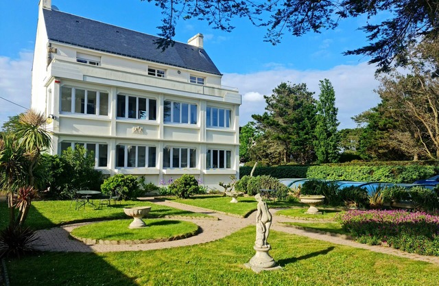 Luxury villa l’Annexe up to 12 people in Quiberon