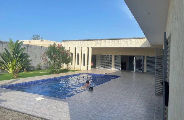 Luxury villa with private pool and staff close to the beach and Saly
