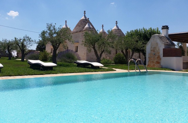 Luxury Villa "Trulli Terrarossa" in Apulian style with Pool
