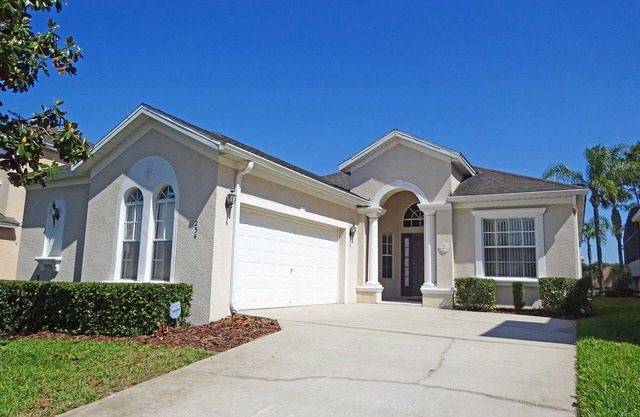 Luxury Villa With Private Pool, Games Room and WiFi, Just 20 Minutes from Disney