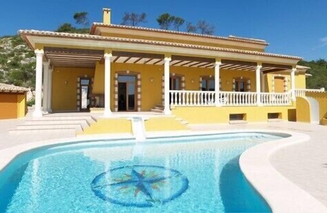 luxury villa with swimming pool and children's pool with breathtaking view