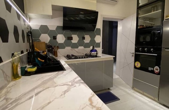 Luxury2BD |Fast Wi-Fi | PS5 | 24/7 electricitynn