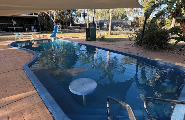 Lyndoch Retreat – 2BR with Pool, BBQ & Fire Pit