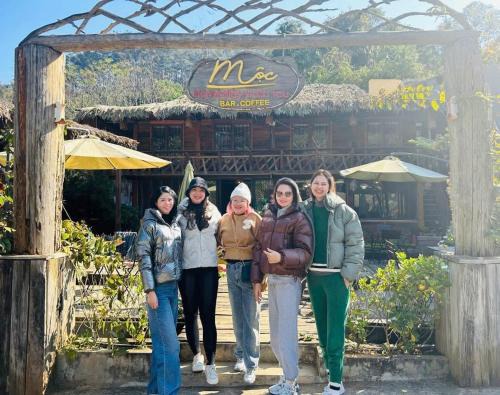 Mộc HomeStay Trạm Tâu