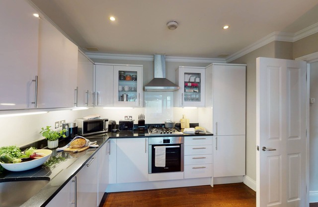 Madison Hill - White Hill House 4 - 2 bedroom flat
