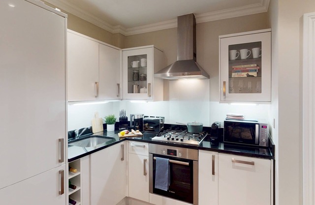 Madison Hill - White Hill House 3 - 1 bedroom flat