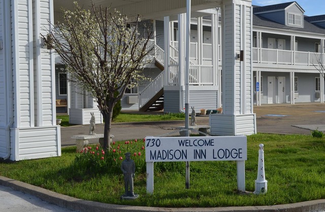 Madison Inn Lodge