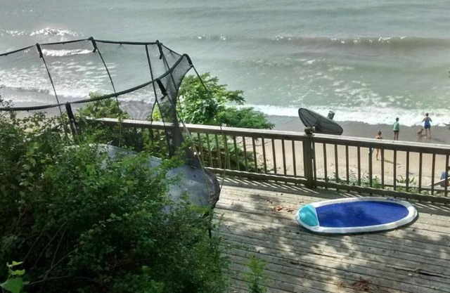 Magnificent Beach House Lake Erie