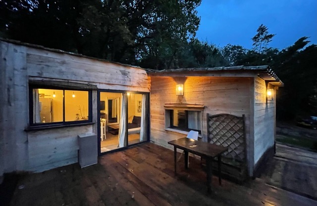Magnificent chalet in the heart of nature for 4 people.