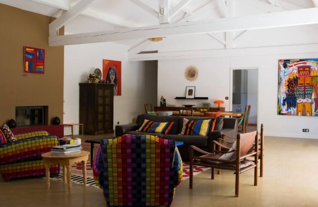 Magnificent farmhouse with large swimming pool ideal for family vacations