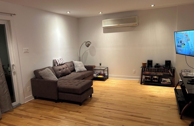 Magnifique Condo,air Ouvertes!voiture Electrique Bienvenue!pet Friendly!
