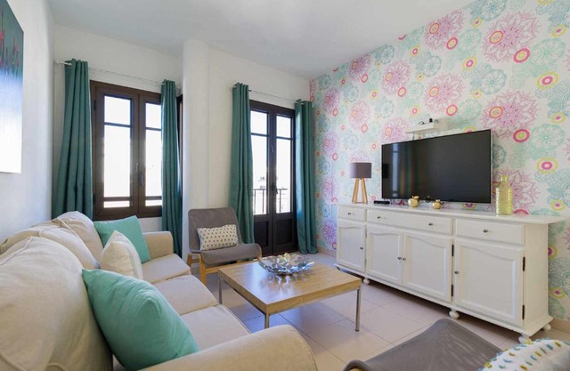 Mahostly Apartamento Comillas SC